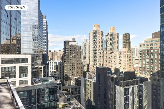 30 Riverside Blvd Unit 21G, New York City, NY 10069 - skyline view