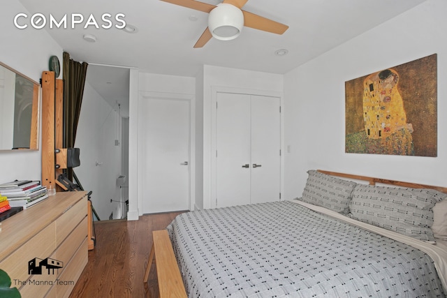 299 Van Buren St Unit 4C, New York City, NY 11221 - bedroom with dark wood-style floors, a ceiling fan, and a closet