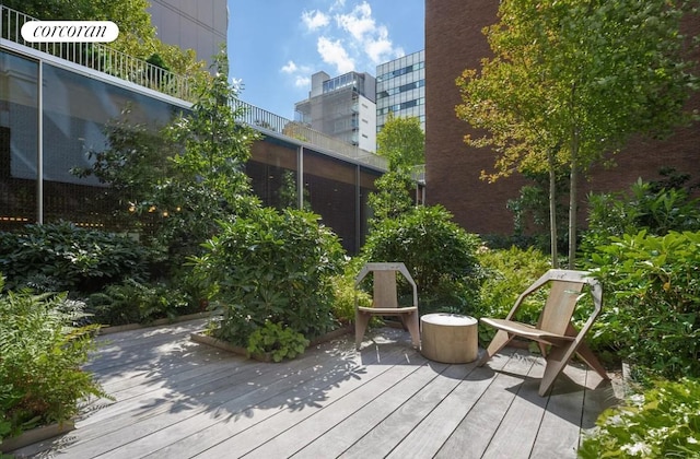 527 W 27th St Unit 3A, New York City, NY 10001 - view of wooden deck