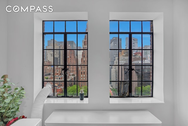25 Tudor City Pl Unit 1405, New York City, NY 10017 - detailed view of skyline