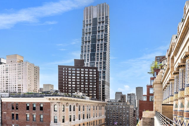 135 W 70th St Unit 10C, New York City, NY 10023 - view of city skyline