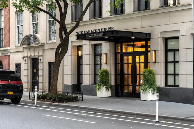 21 E 61st St Unit 9C, New York City, NY 10065 - property entrance with french doors