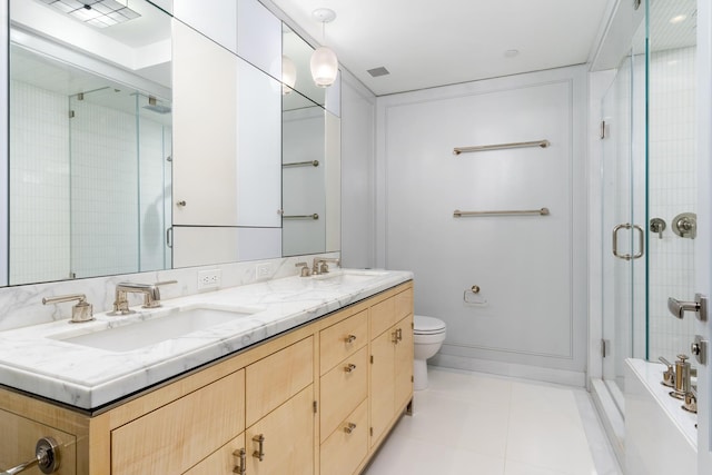 21 E 61st St Unit 9C, New York City, NY 10065 - full bath featuring double vanity and toilet