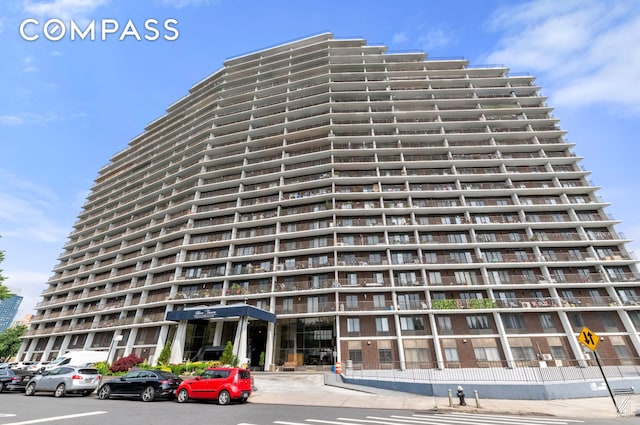 25-40 Shore Blvd Unit 4R, New York City, NY 11102 - view of property