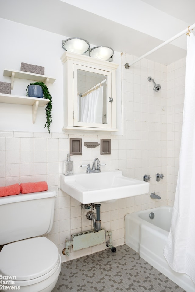 445 E 86th St Unit 12G, New York City, NY 10028 - full bath with tile walls and shower / bathtub combination with curtain