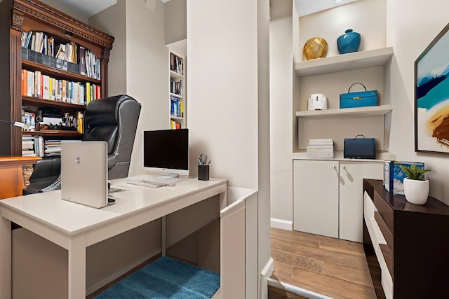 310 E 46th St Unit 4L, New York City, NY 10017 - office area with light wood finished floors