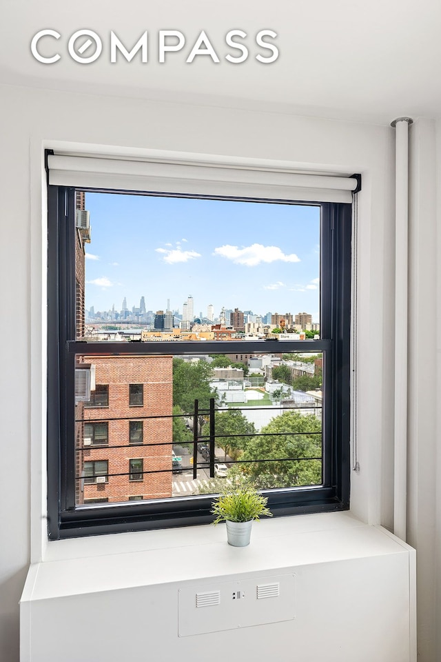 193 Clinton Ave Unit 9D, New York City, NY 11205 - detailed view of city skyline