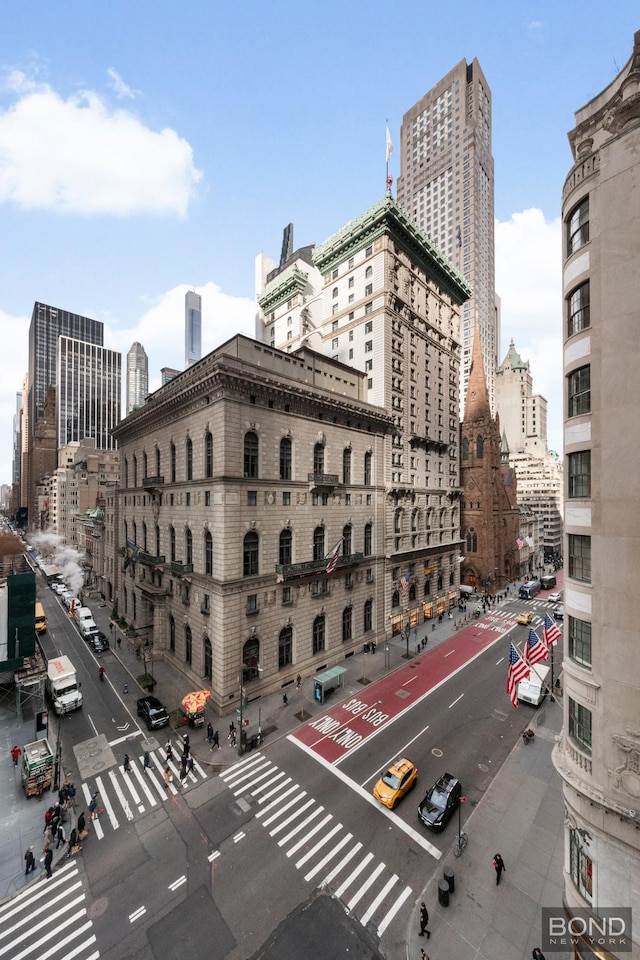 685 5th Ave Unit 9A, New York City, NY 10022 - view of building exterior with a skyline view