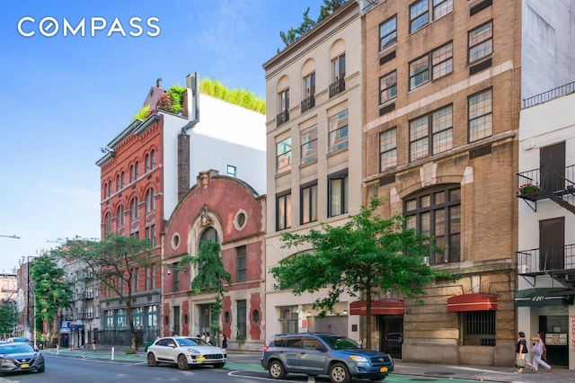 124 E 13th St Unit 3, New York City, NY 10003 - view of property