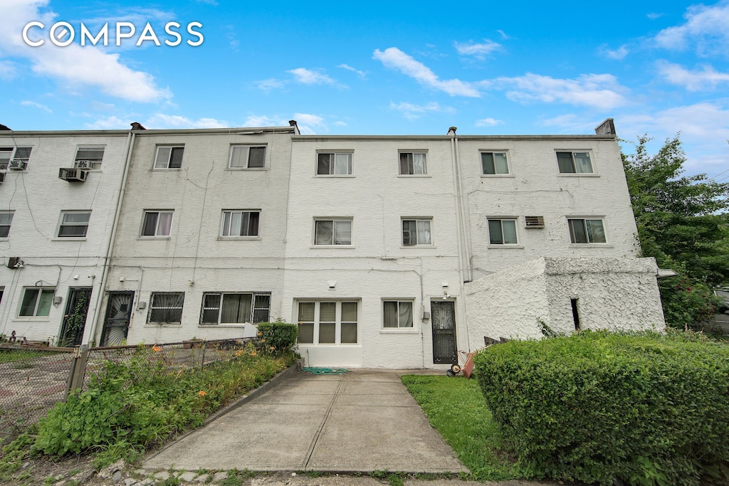 1762 Bartow Ave, New York City, NY 10469 - view of building exterior