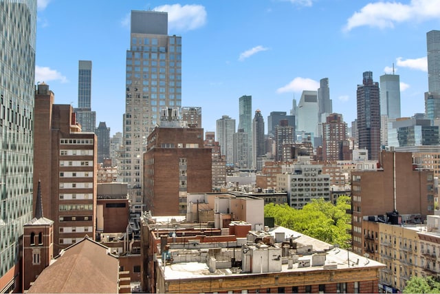 400 E 70th St Unit 1208, New York City, NY 10021 - skyline view