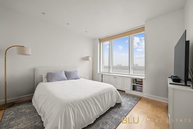 220 Riverside Blvd Unit 17-M, New York City, NY 10069 - bedroom with baseboards