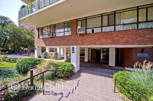 2727 Palisade Ave Unit 4L, New York City, NY 10463 - view of property featuring cooling unit
