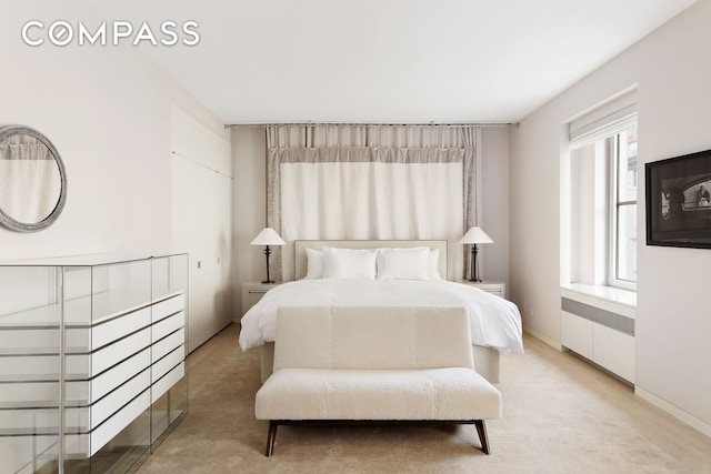 950 5th Ave Unit 3/4, New York City, NY 10075 - bedroom with radiator heating unit