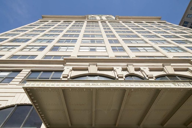 1 Main St Unit 10K, New York City, NY 11201 - view of building exterior