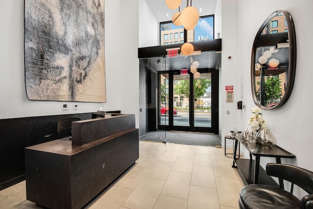 287 E Houston St Unit 4B, New York City, NY 10002 - lobby with a high ceiling