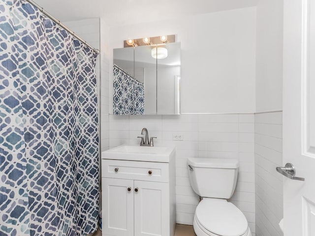 301 W 118th St Unit 7-H, New York City, NY 10026 - bathroom with tile walls and vanity
