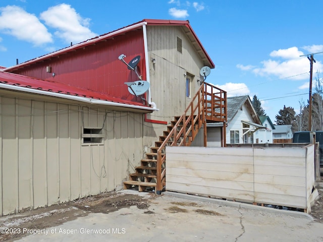 view of side of home