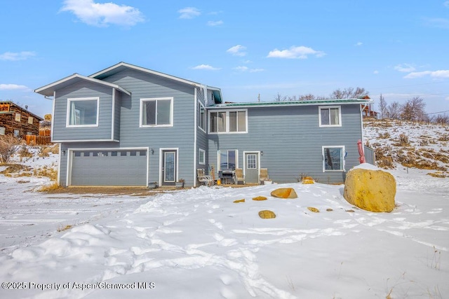 view of front of home with an attached garage