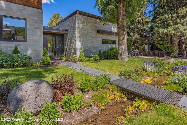 700 W Smuggler St, Aspen, CO 81611 - property entrance with stone siding