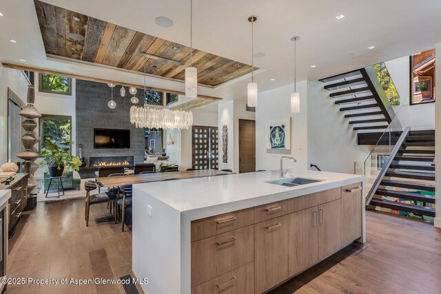 700 W Smuggler St, Aspen, CO 81611 - entryway with baseboards and dark tile patterned floors
