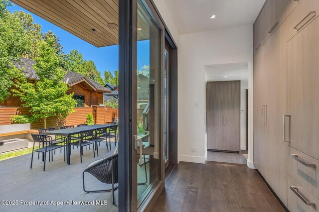 700 W Smuggler St, Aspen, CO 81611 - bedroom featuring access to exterior