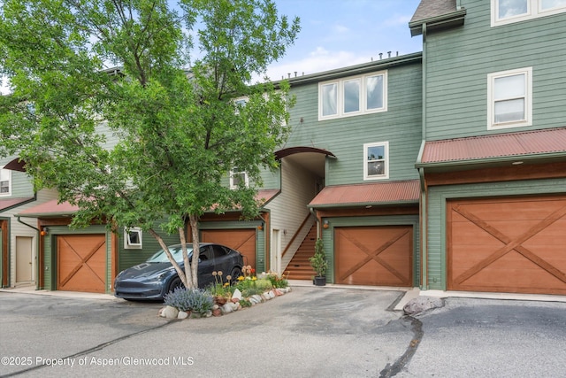 106 Lakeside Ct, Basalt, CO 81621 - townhome / multi-family property with a metal roof
