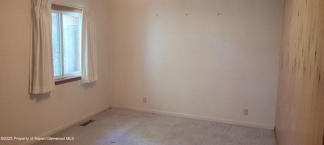 888 Pershing St, Craig, CO 81625 - unfurnished room featuring light colored carpet and baseboards