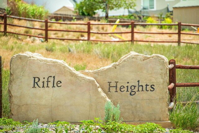 1429 Munro Ave, Rifle, CO 81650 - photo 21
