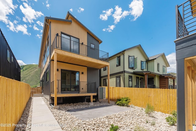 366 Stotts Mill Rd, Basalt, CO 81621 - contemporary house with a balcony