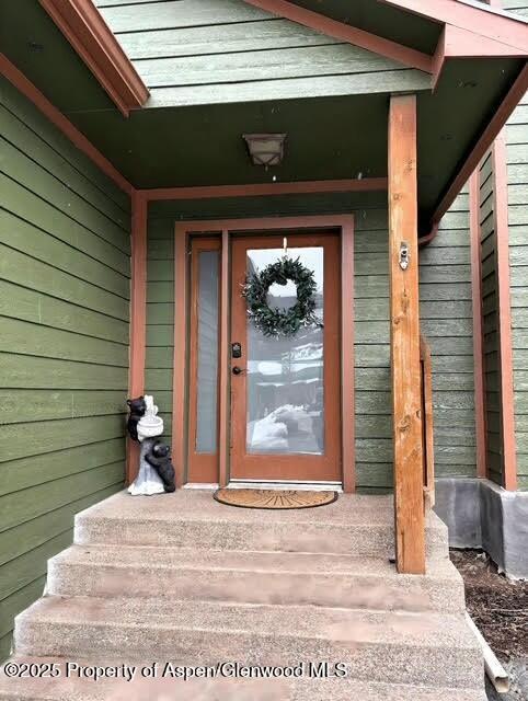 view of doorway to property