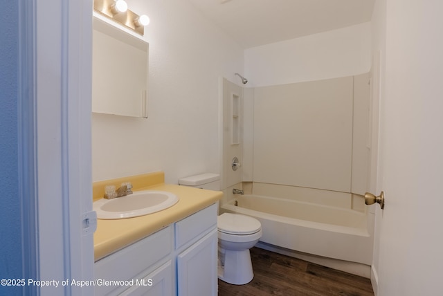 2655 Acacia Ave, Rifle, CO 81650 - full bath with vanity, shower / washtub combination, and wood finished floors