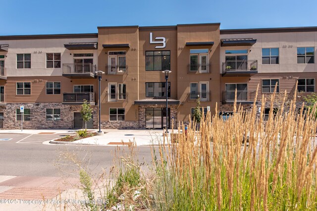 253 Wulfsohn Rd Unit 226, Glenwood Springs, CO 81601 - view of property