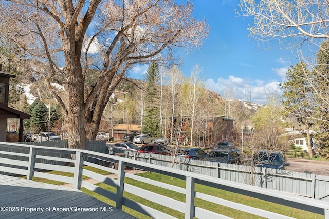 534/536 Spruce St, Aspen, CO 81611 - view of yard with a mountain view