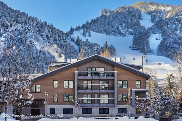 exterior space with a mountain view