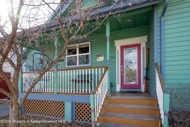 view of property entrance