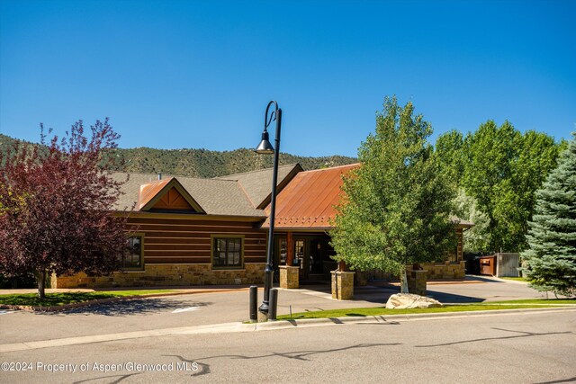 view of front of house