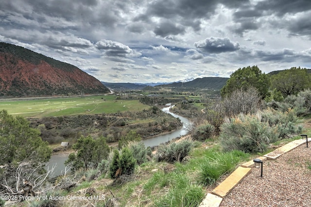 86 Sunrise Ct, Glenwood Springs, CO 81601 - view of mountain background