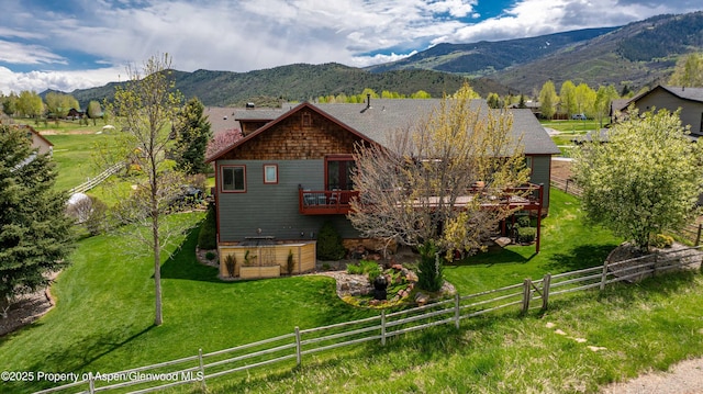 10 Laird Ln, Glenwood Springs, CO 81601 - view of front of home with a deck with mountain view