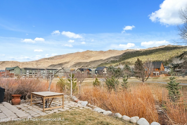 property view of mountains