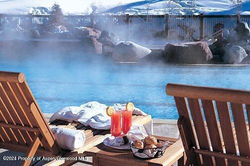 197 Prospector Rd Unit 2302-11, Aspen, CO 81611 - view of pool