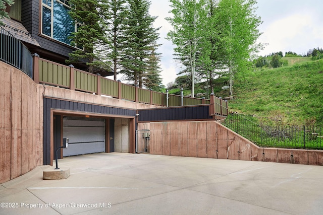 611 Oregon Trl, Aspen, CO 81611 - view of garage