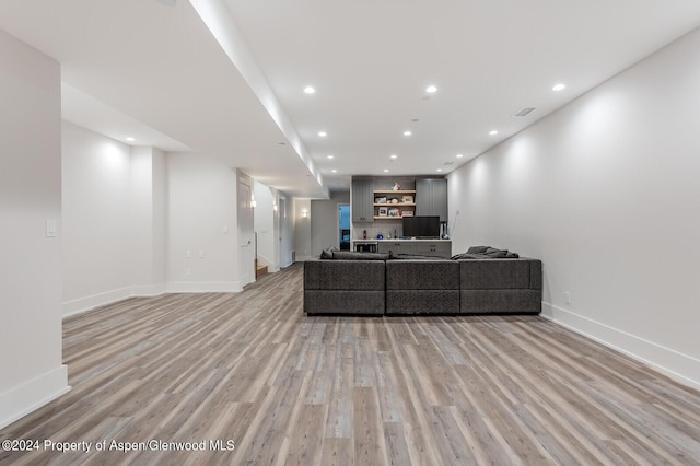 577 Fox Run Dr, Carbondale, CO 81623 - living room featuring light wood-style floors and recessed lighting