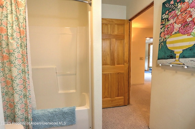 48 Creekside Ct, Glenwood Springs, CO 81601 - bathroom with shower / bath combination with curtain