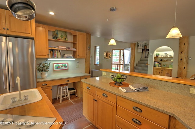 48 Creekside Ct, Glenwood Springs, CO 81601 - kitchen with freestanding refrigerator, a sink, decorative light fixtures, and open shelves