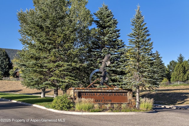 249 Whitehorse Dr, New Castle, CO 81647 - view of community / neighborhood sign