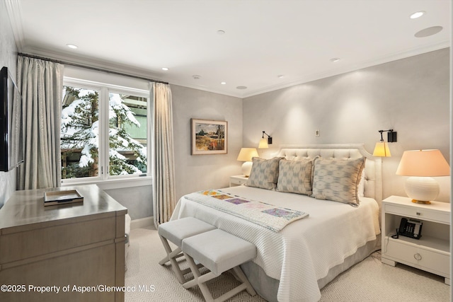 bedroom with baseboards, ornamental molding, recessed lighting, and light colored carpet