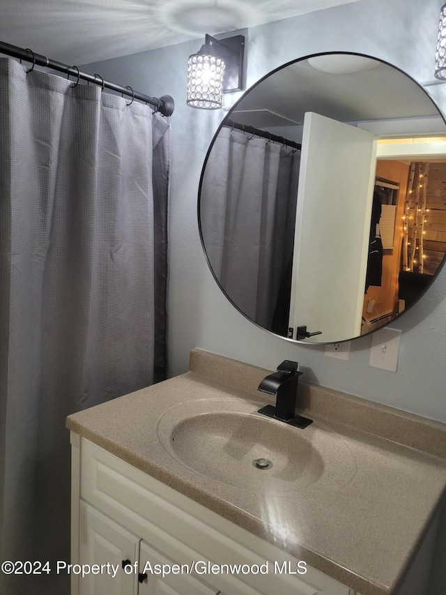 11101 County Road 117 Unit B4, Glenwood Springs, CO 81601 - full bath featuring vanity