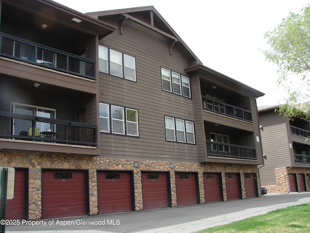 2701 Midland Ave Unit 0511, Glenwood Springs, CO 81601 - view of building exterior
