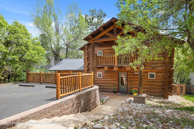 1116 Walz Ave, Glenwood Springs, CO 81601 - view of front of house with log siding